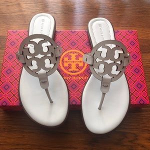 Brand new Tory Burch Miller leather sandals shoes spring blue size 9 Brazil